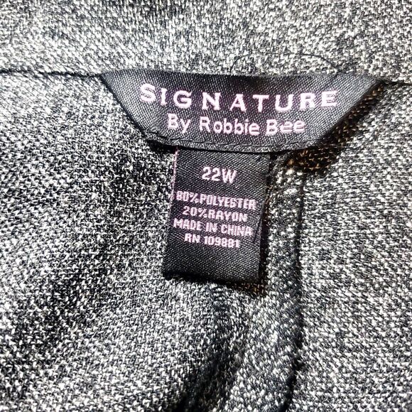 Signature by Robbie Bee Women's Double Breasted Coat Size 22W BWT - Picture 5 of 7